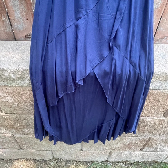 Women’s Navy Blue Light Flowy Dress with Ruffle Edging Size Small - Picture 6 of 11